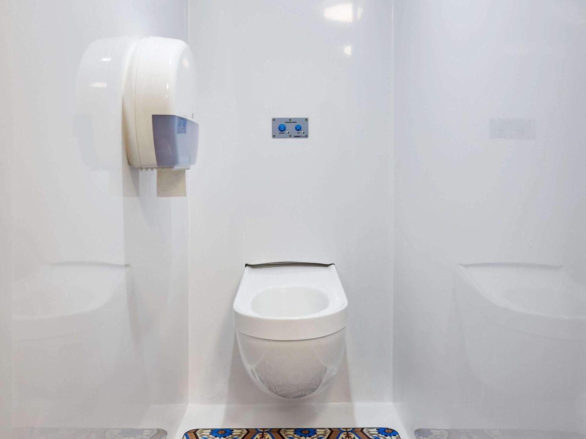 Hotelf1 Angouleme Champniers  Экстерьер фото